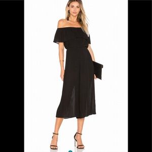 Endless Rose- jumpsuit black pleaded off the shoulder size small preowned